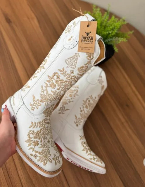 Texana Maitê - Couro Floatter Branco/Bordado Florência Bege com Padroeira e Metais