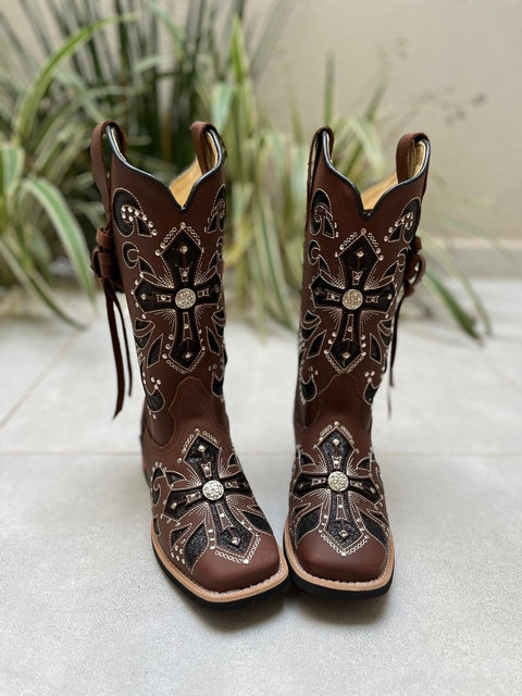 BOTA TEXANA LASER CRUZ BRIDÃO GLITTER PRETO COM METAIS COURO MARROM COM TIRINHAS