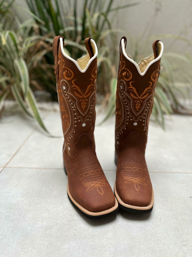 BOTA TEXANA TRIBAL E FLORÃO LARANJA COURO MARROM
