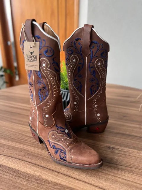 Texana Alice Bico Fino - Couro Horse Nescau/Bordado Tribal Azul
