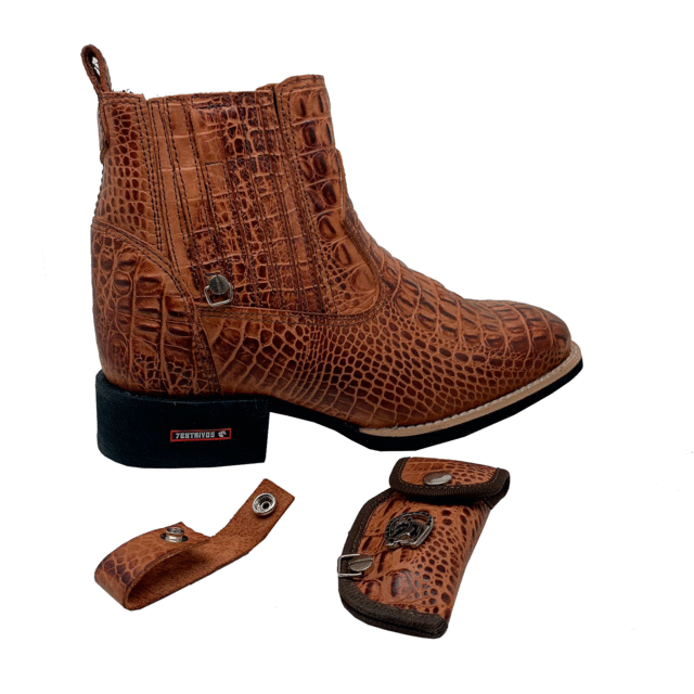 BotinaCanivete Croco
                                    - Couro Látego Pinhão Estilizado em Jacaré