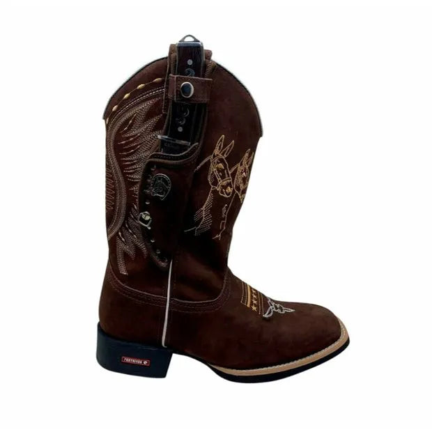 BotaFaca Mulas
                                    - Couro Nobuck Chocolate | Bordado Ferrugem