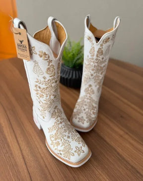 Texana Maitê - Couro Floatter Branco/Bordado Florência Bege com Padroeira e Metais